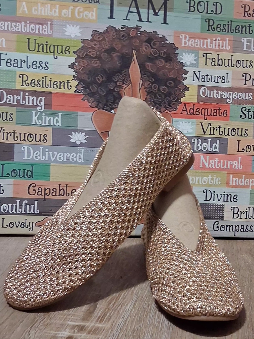 VACAZURE Ladies Elegant Tahair Woven Ballet Flats.